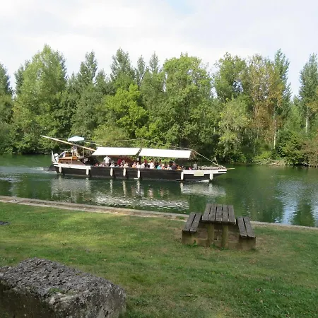 Vila La Maison De Riviere Bourg-Charente