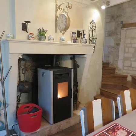 La Maison De Riviere * Bourg-Charente