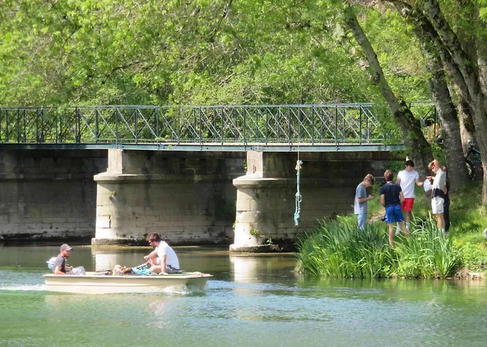 Villa La Maison De Riviere Bourg-Charente